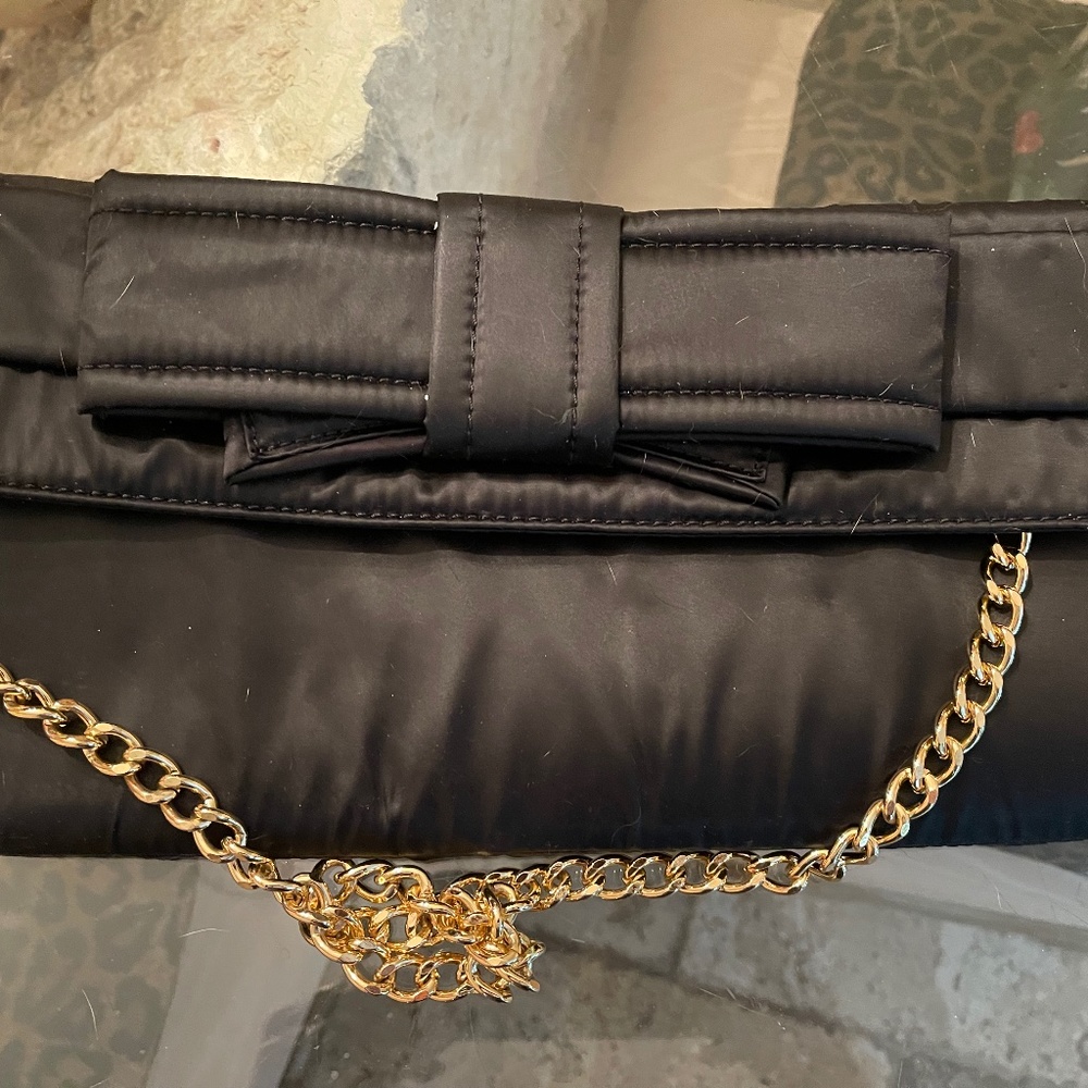 Vintage Black Stain Purse with Golden Chain Strap
